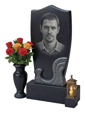 Памятник двойной